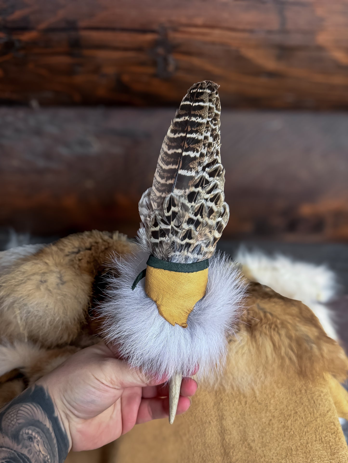 Pheasant Wing Fan with Fox